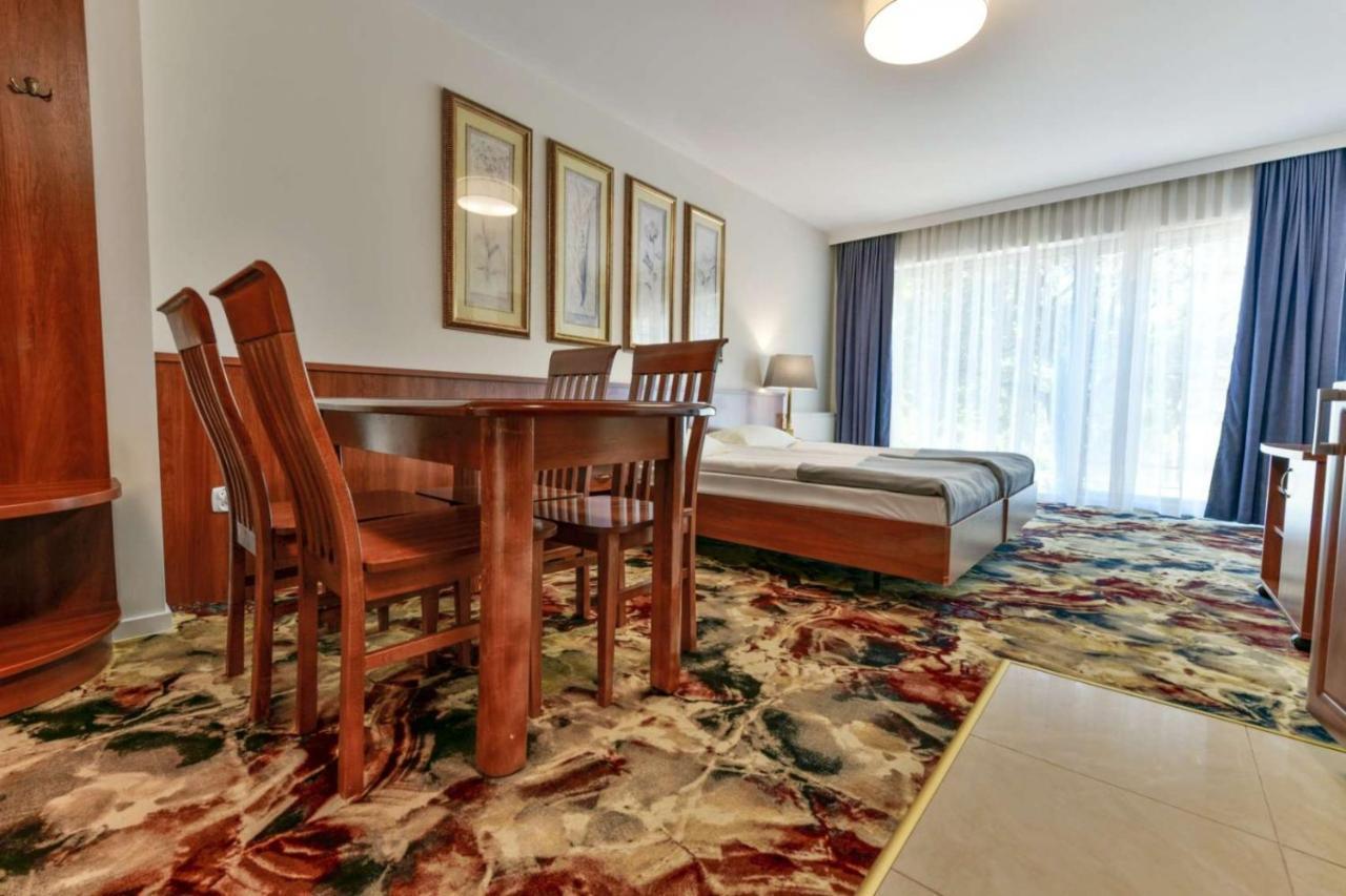 Anker Apartment Kolobrzeg Bagian luar foto