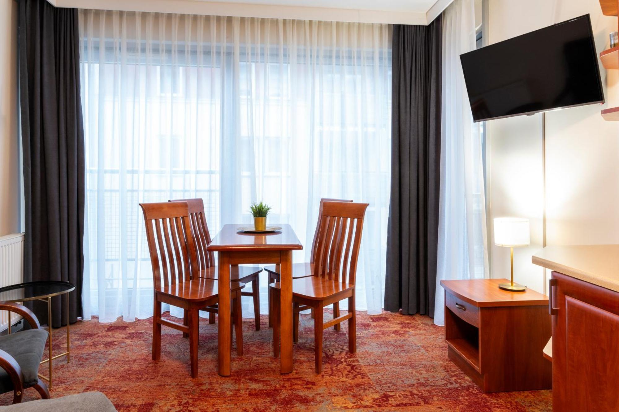 Anker Apartment Kolobrzeg Bagian luar foto